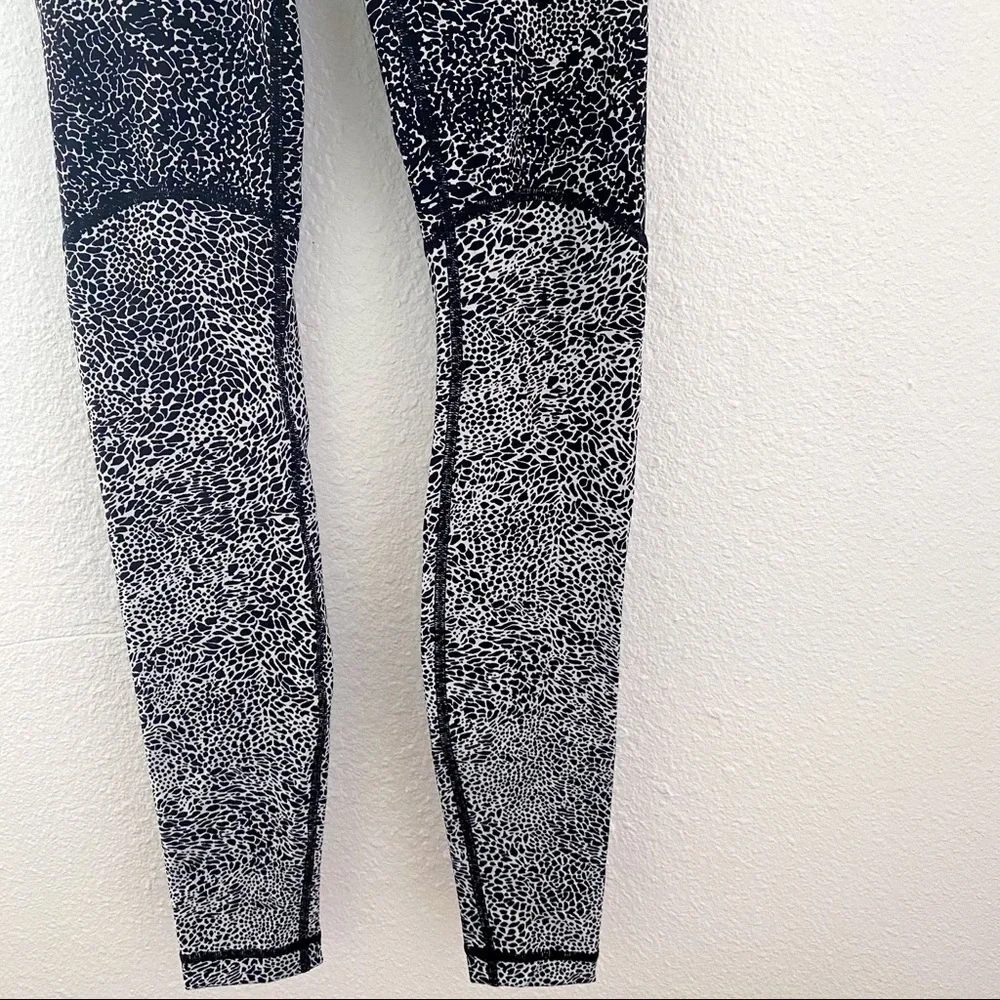 Lululemon Wunder Under HR‎ Tight 2